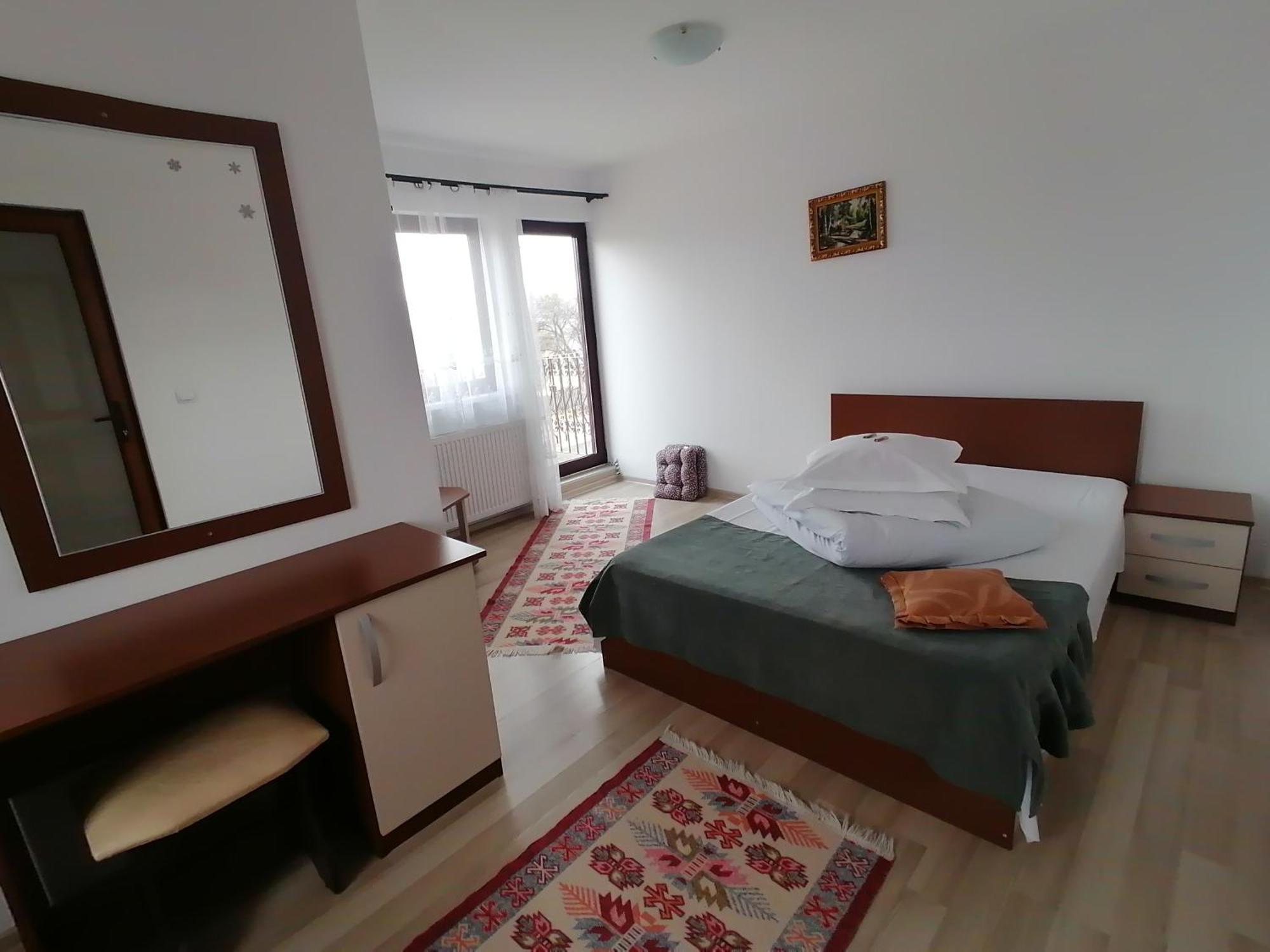 Hotel Garofita Pietrei Craiului Peştera Exteriér fotografie
